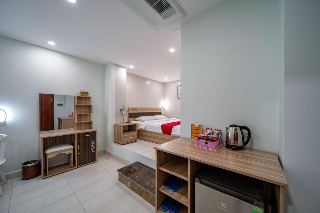 Cherry Hotel And Apartment Ho Chi Minh-stad Buitenkant foto