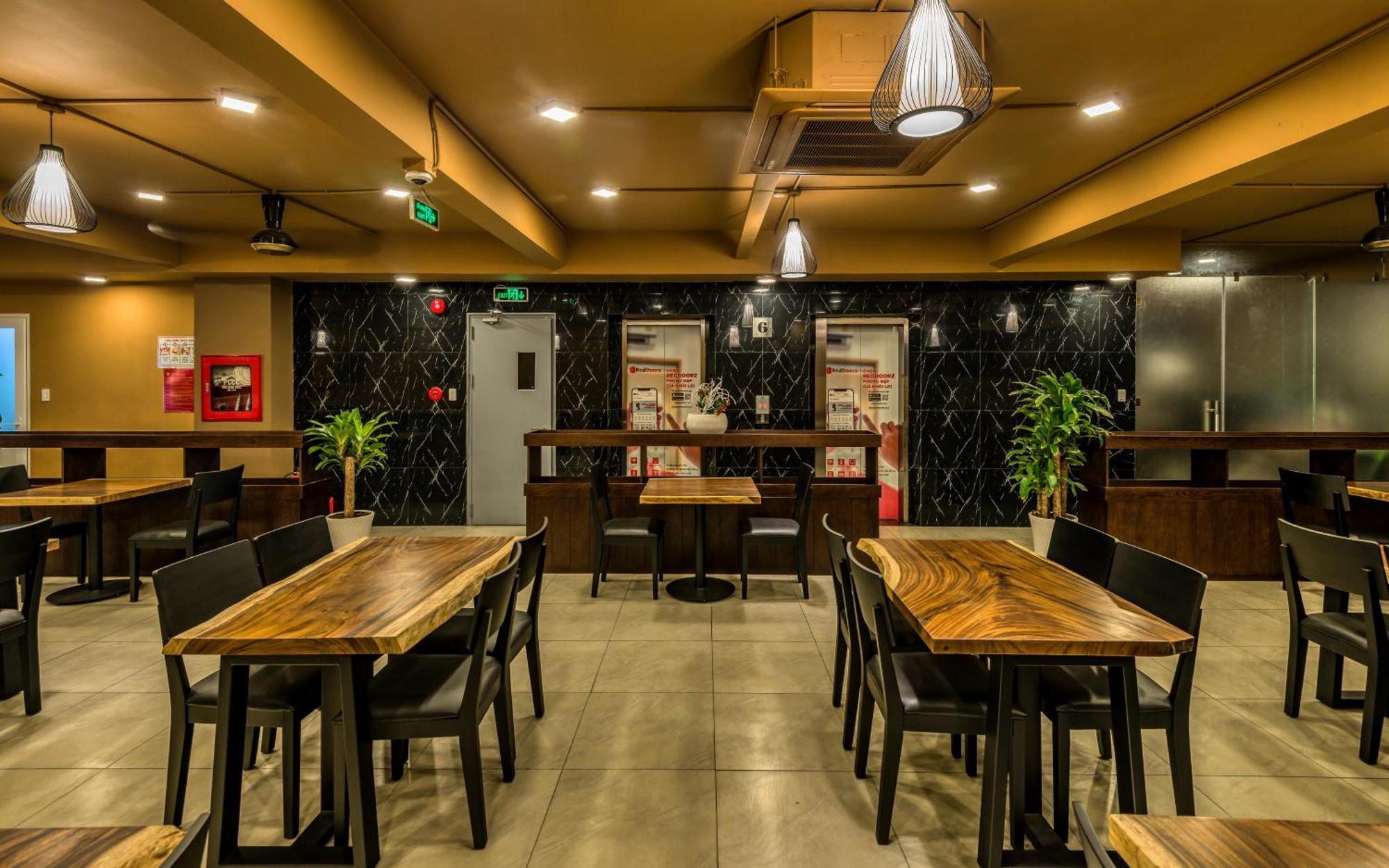Cherry Hotel And Apartment Ho Chi Minh-stad Buitenkant foto