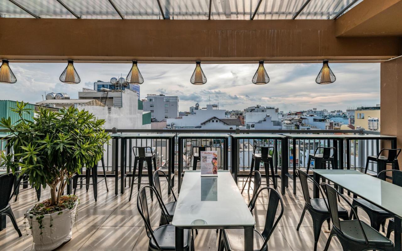 Cherry Hotel And Apartment Ho Chi Minh-stad Buitenkant foto